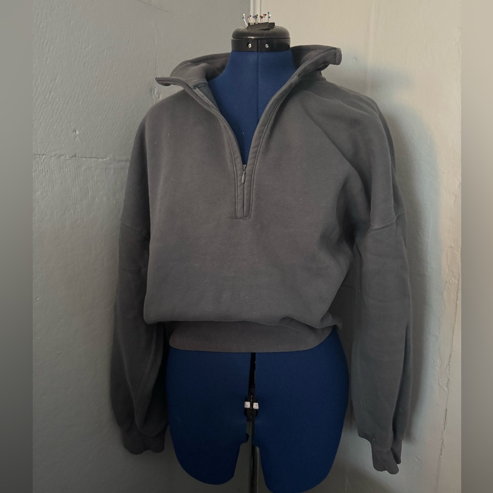 Abercrombie & Fitch Gray Half-Zip Sweatshirt